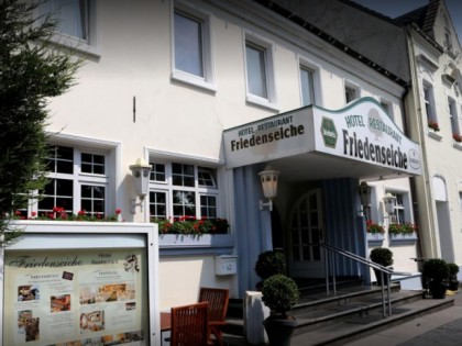 Foto: Friedenseiche